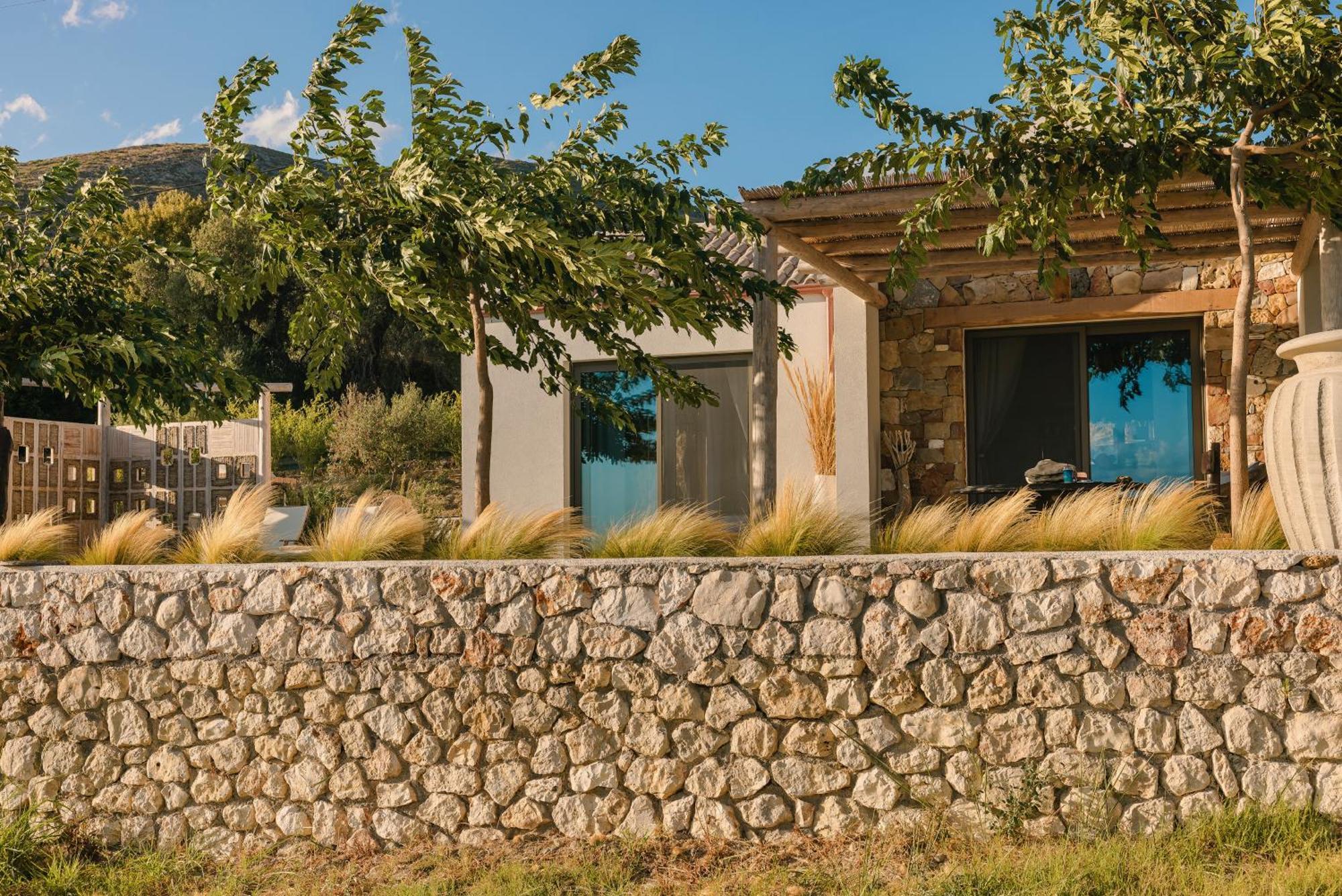 Spathes Suites Kefalonia - Luxury Suites Ratzaklion Екстер'єр фото