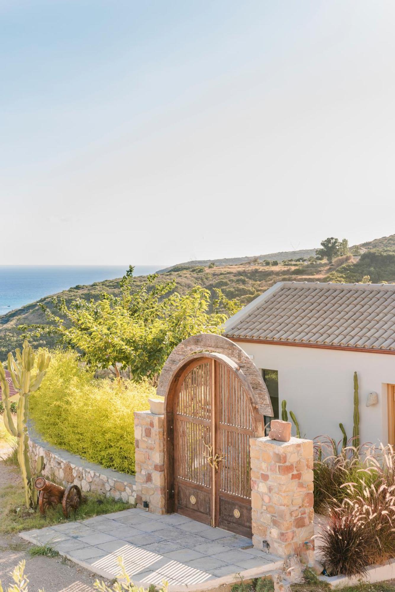 Spathes Suites Kefalonia - Luxury Suites Ratzaklion Екстер'єр фото